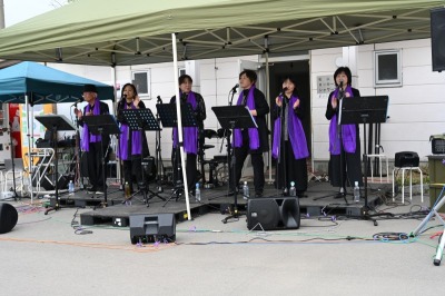 J&J Gospel Singers 
